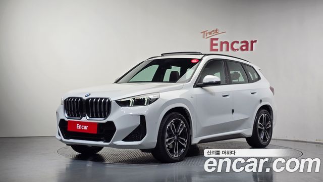 BMW X1 (U11) xDrive 20i M Sport 2025 — фото 1