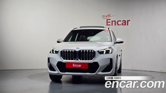 BMW X1 (U11) xDrive 20i M Sport 2025 — фото 3