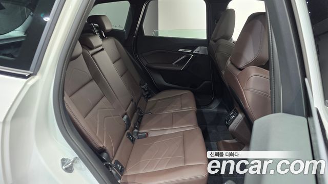 BMW X1 (U11) xDrive 20i M Sport 2025 — фото 11