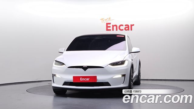 Tesla Model X Plaid 2023 — фото 3