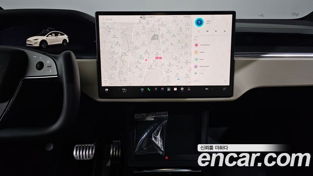 Tesla Model X Plaid 2023 — фото 17