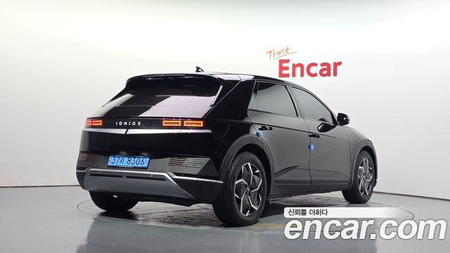 Hyundai Ioniq 5 Long range Exclusive 2022 — фото 2