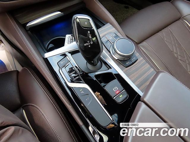 BMW 5 Series (G30) 530i xDrive M Sport Package Plus 2019 — фото 15