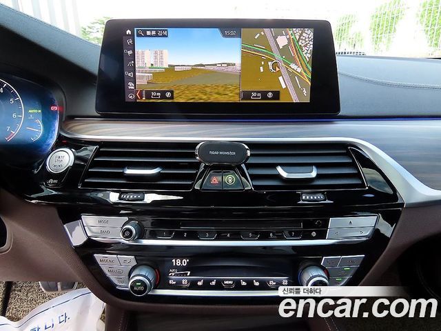 BMW 5 Series (G30) 530i xDrive M Sport Package Plus 2019 — фото 17