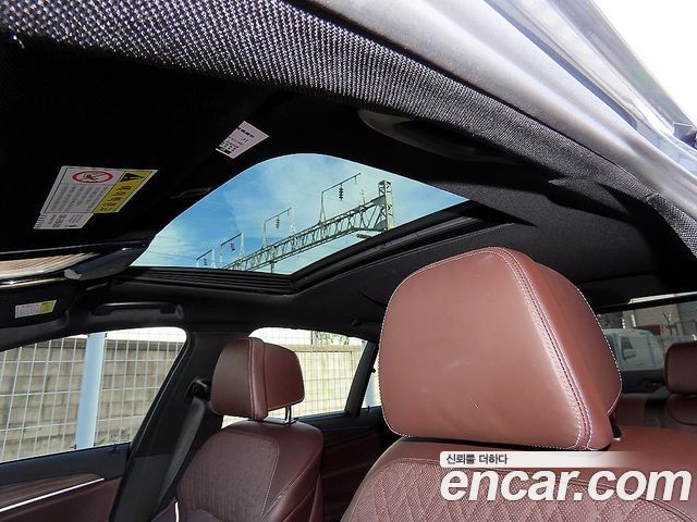 BMW 5 Series (G30) 530i xDrive M Sport Package Plus 2019 — фото 21