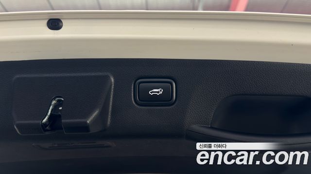 Kia Seltos Gasoline 2.0 2WD Signature 2023 — фото 22