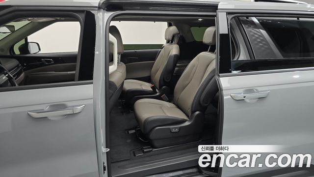 Kia Carnival (IV) HEV 9seater Gravity 2025 — фото 11