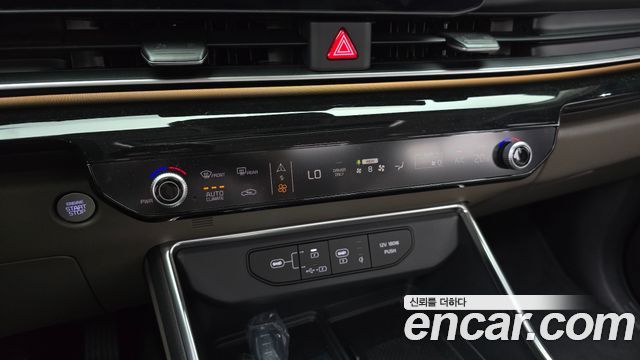Kia Carnival (IV) HEV 9seater Gravity 2025 — фото 33