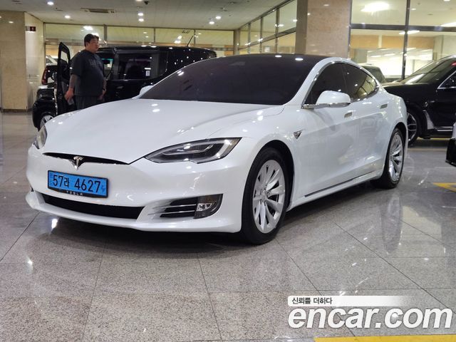 Tesla Model S Long Range