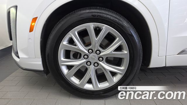 Cadillac XT6 3.6 Sport 2020 — фото 5