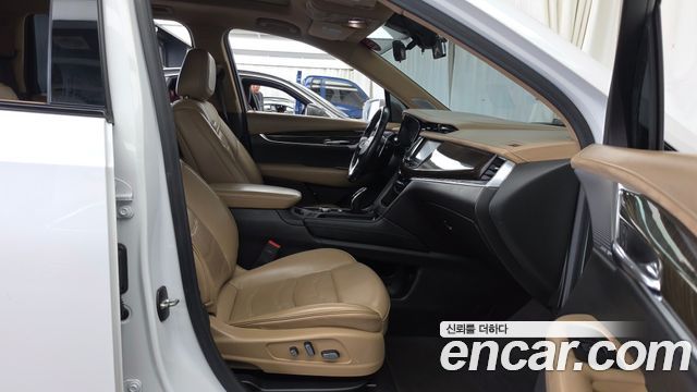 Cadillac XT6 3.6 Sport 2020 — фото 11
