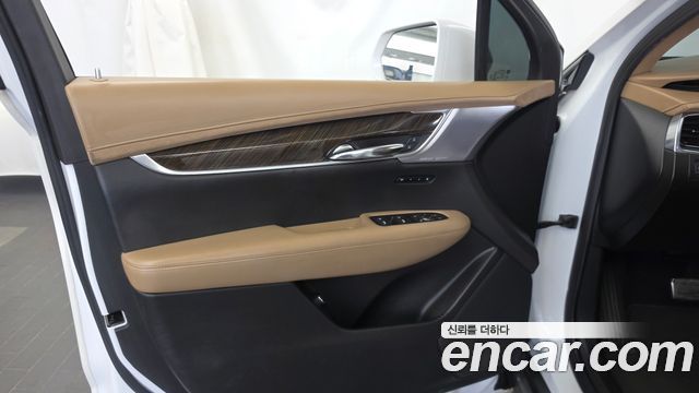 Cadillac XT6 3.6 Sport 2020 — фото 24