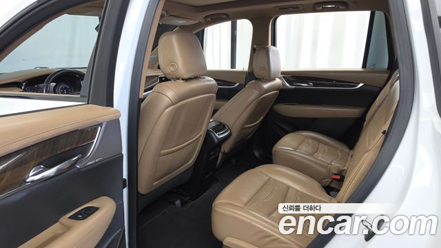 Cadillac XT6 3.6 Sport 2020 — фото 26