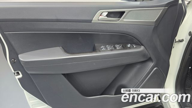KG Mobility (SsangYong) Rexton Sports Diesel 2.2 2WD Adventure 2019 — фото 24