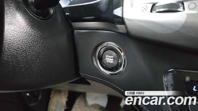 KG Mobility (SsangYong) Rexton Sports Diesel 2.2 4WD Noblesse 2018 — фото 27