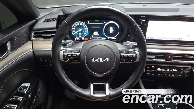 Kia K5 Hybrid (III) Signature 2022 — фото 13