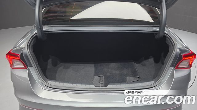 Kia K5 Hybrid (III) Signature 2022 — фото 20