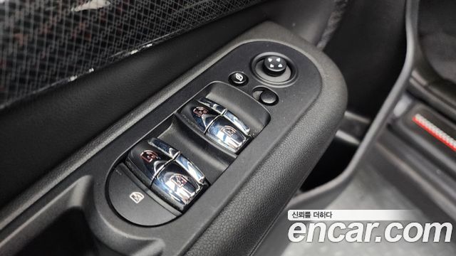 MINI Cooper S Clubman JCW 2nd Gen 2021 — фото 38