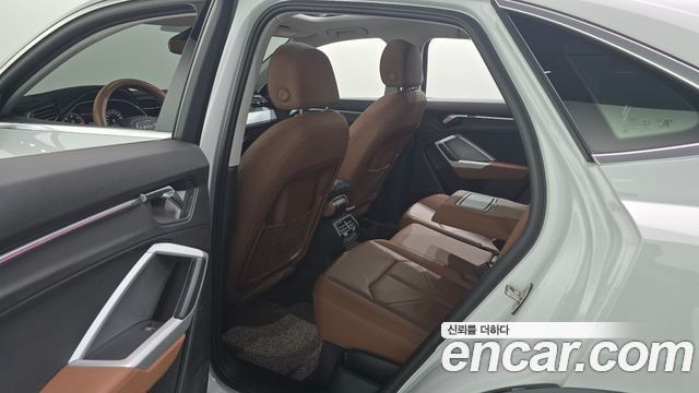 Audi Q3 (F3) 35 TDI Sportback 2020 — фото 12