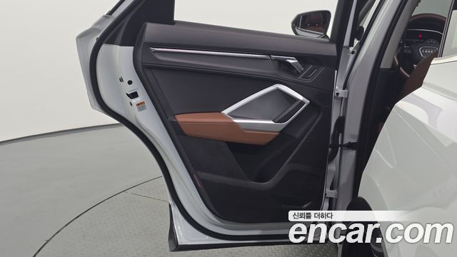 Audi Q3 (F3) 35 TDI Sportback 2020 — фото 25