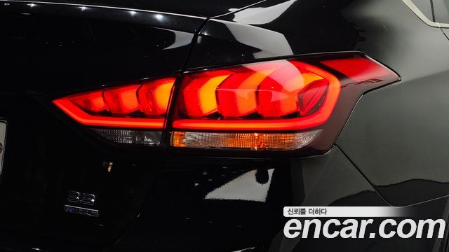 Genesis G80 3.3 GDI AWD Premium Luxury 2019 — фото 23