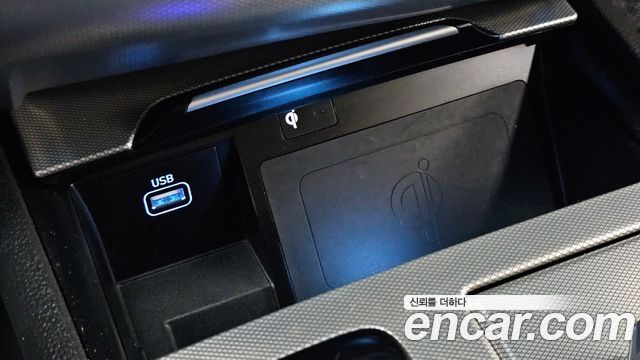 Genesis G80 3.3 GDI AWD Premium Luxury 2019 — фото 29