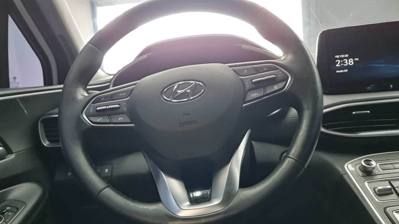 Hyundai Santa Fe Diesel 2.2 2WD Premium Choice 2021 — фото 21