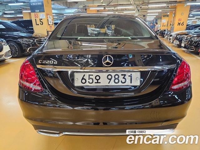 Mercedes-Benz C-Class (W205) C220 d Avantgarde 2018 — фото 4