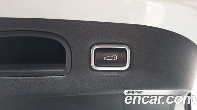 Kia Stinger 2.0 Turbo AWD Platinum 2020 — фото 16