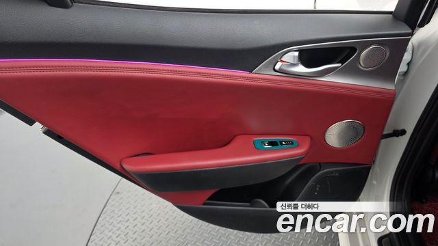 Kia Stinger 2.0 Turbo AWD Platinum 2020 — фото 25