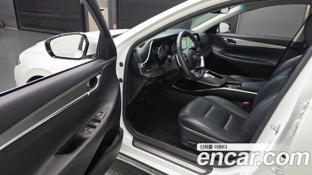 Hyundai Grandeur (IG) 2.5 Premium 2022 — фото 10