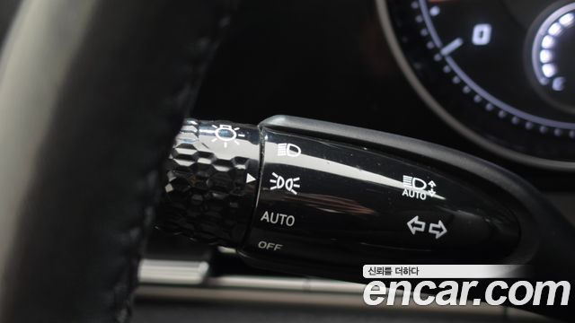 Hyundai Grandeur (IG) 2.5 Premium 2022 — фото 17