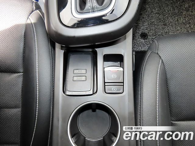 Renault Korea XM3 1.3 TCe RE 2023 — фото 16