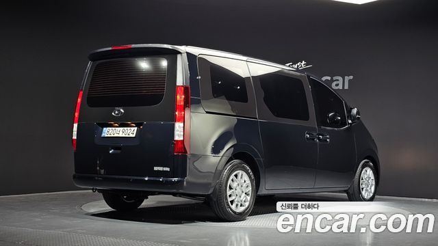 Hyundai Staria Cargo 5-Seater Modern 2022 — фото 2