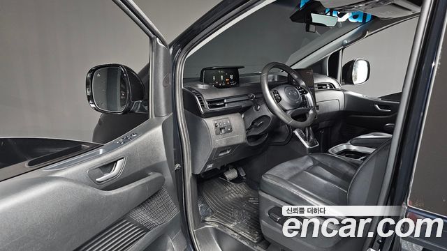 Hyundai Staria Cargo 5-Seater Modern 2022 — фото 10