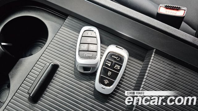 Hyundai Staria Cargo 5-Seater Modern 2022 — фото 17