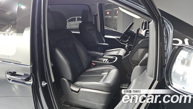 Hyundai Staria Cargo 5-Seater Modern 2022 — фото 26