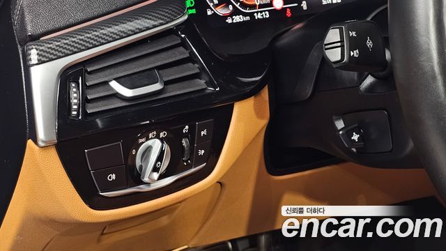 BMW 5 Series (G30) 520i M Sport 2021 — фото 16