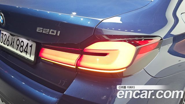 BMW 5 Series (G30) 520i M Sport 2021 — фото 23