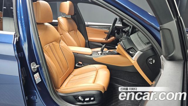 BMW 5 Series (G30) 520i M Sport 2021 — фото 26