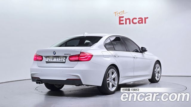 BMW 3 Series (F30) 330i M Sport 2017 — фото 2