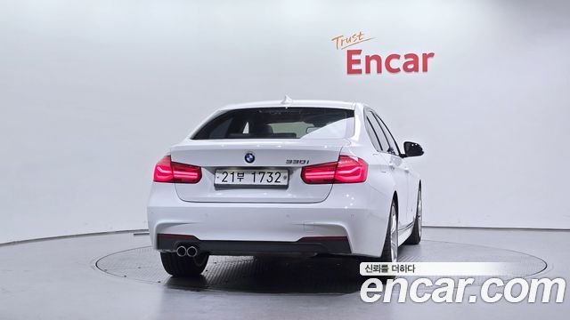 BMW 3 Series (F30) 330i M Sport 2017 — фото 4