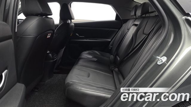 Hyundai Avante Hybrid (CN7) Inspiration 2023 — фото 26