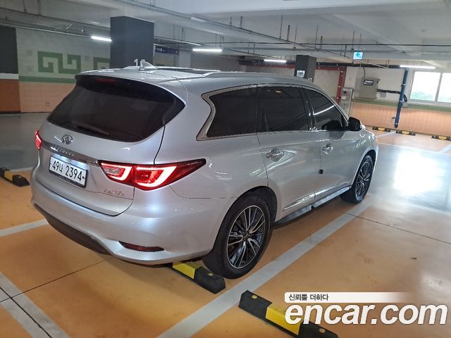 Infiniti QX60 3.5 AWD 2017 — фото 4