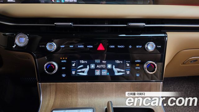 Genesis G80 (RG3) Gasoline 2.5 Turbo 2WD 2026 — фото 38