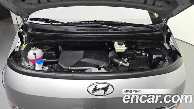 Hyundai Staria Cargo 5-Seater Modern 2023 — фото 6