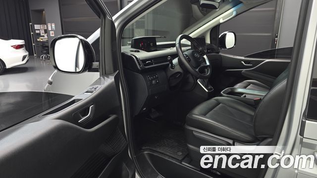 Hyundai Staria Cargo 5-Seater Modern 2023 — фото 10
