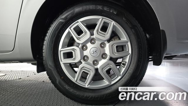 Hyundai Staria Cargo 5-Seater Modern 2023 — фото 21