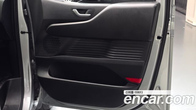 Hyundai Staria Cargo 5-Seater Modern 2023 — фото 25