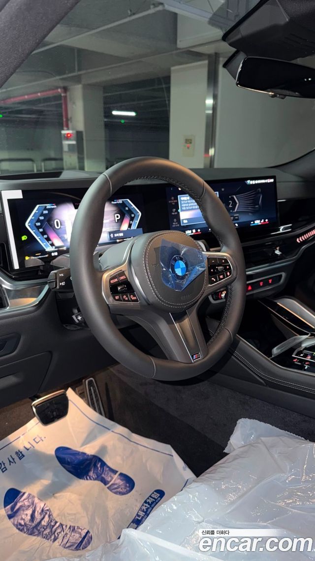 BMW X6 (G06) xDrive40i M Sport 2026 — фото 9